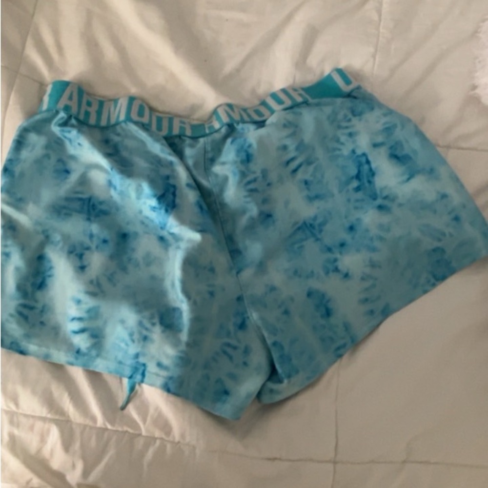 Shorts - Picture 3 of 3